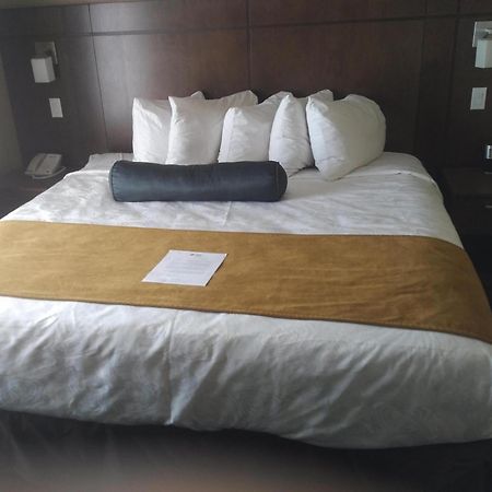 Best Western Plus Winnipeg West Headingley Экстерьер фото