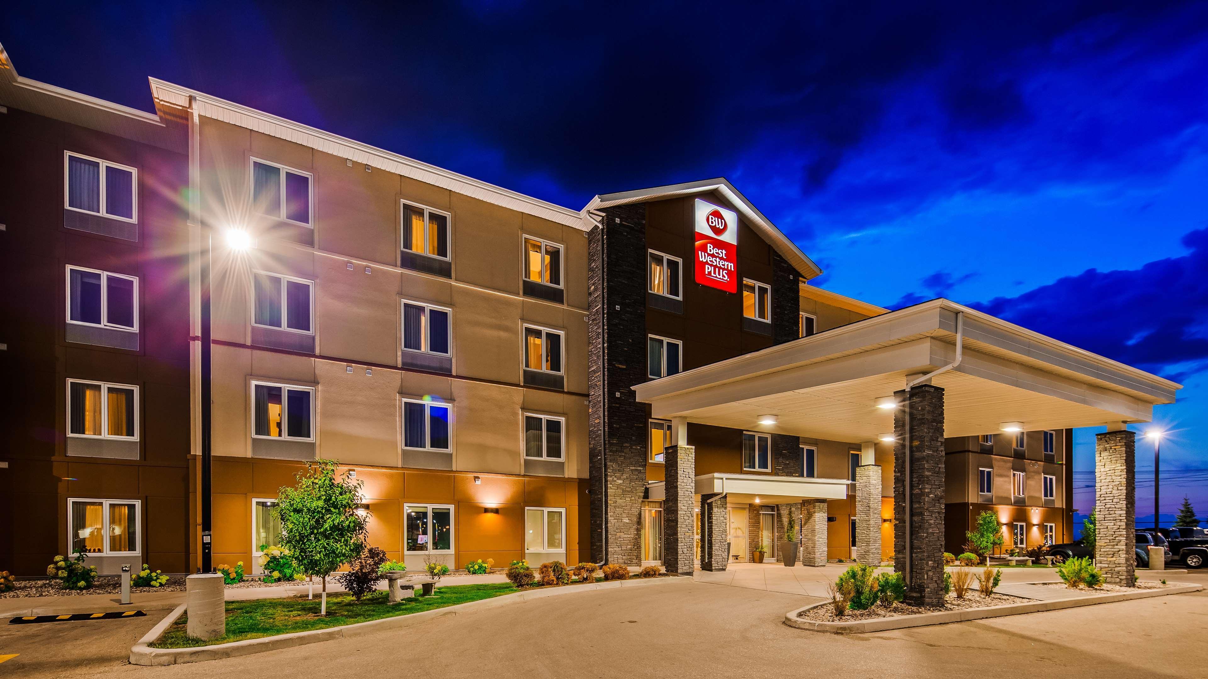 Best Western Plus Winnipeg West Headingley Экстерьер фото